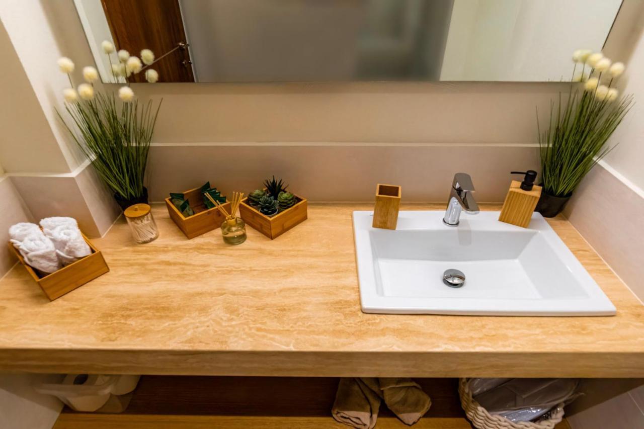 Luxury Town Center Suite, Β1 Ираклио Екстериор снимка